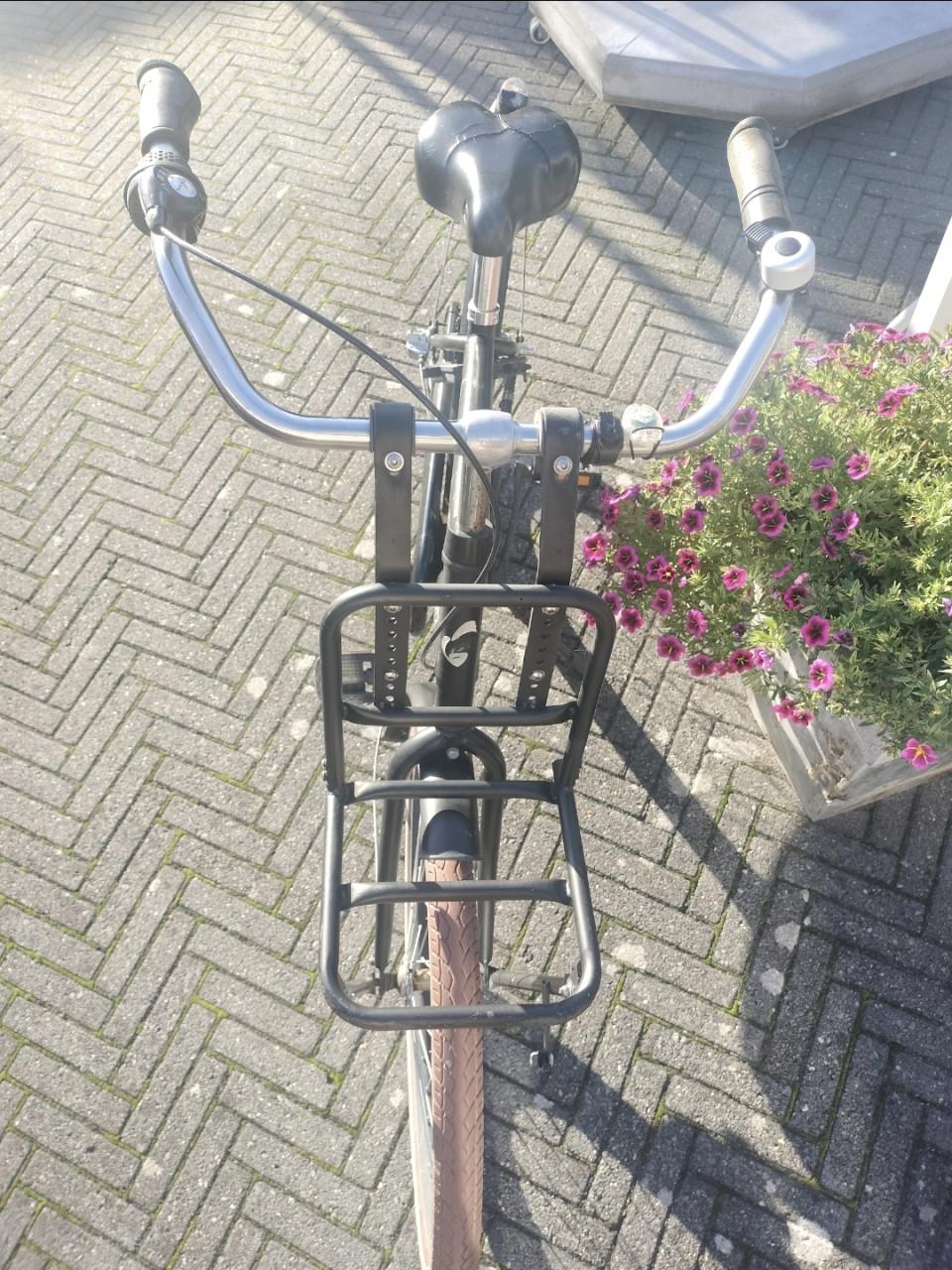 Jongens fiets. Cortina U4 transport