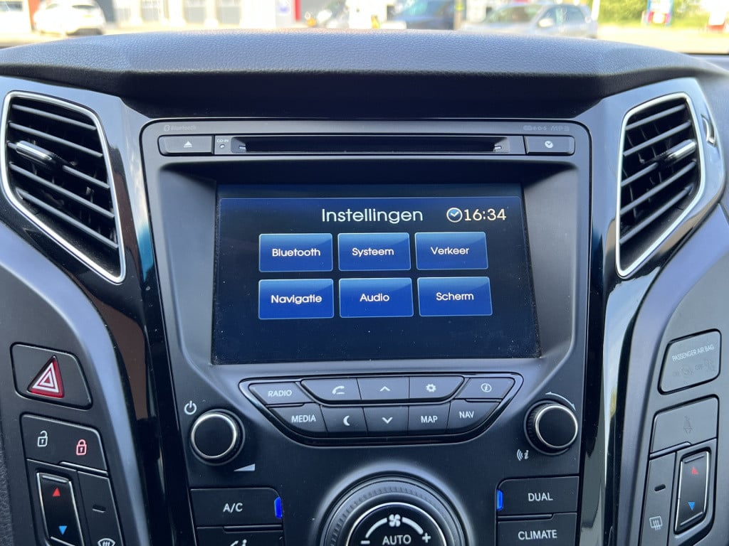 Hyundai I40 wagon 1.6 gdi blue business edition