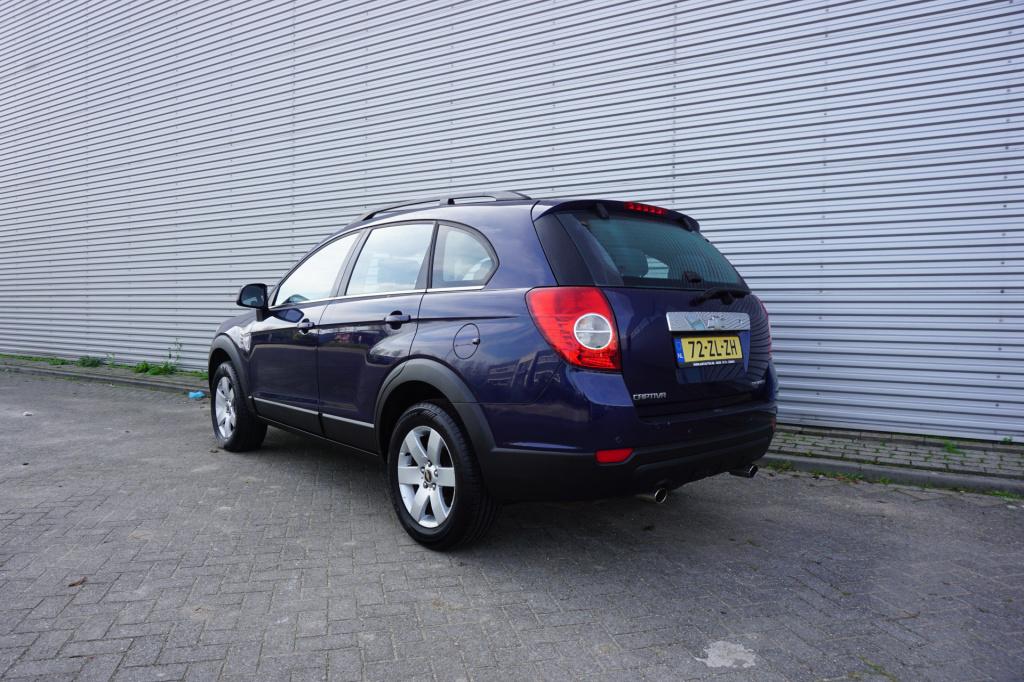 Chevrolet Captiva 2.4i style 2wd 7p airco / elektr. ramen / cruise / parkee