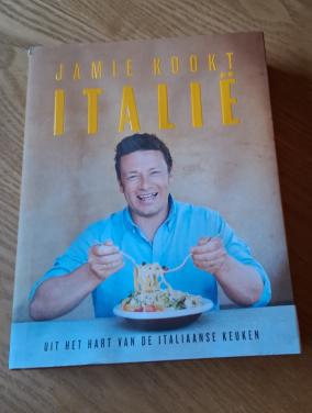 Kookboek Jamie kookt Italië