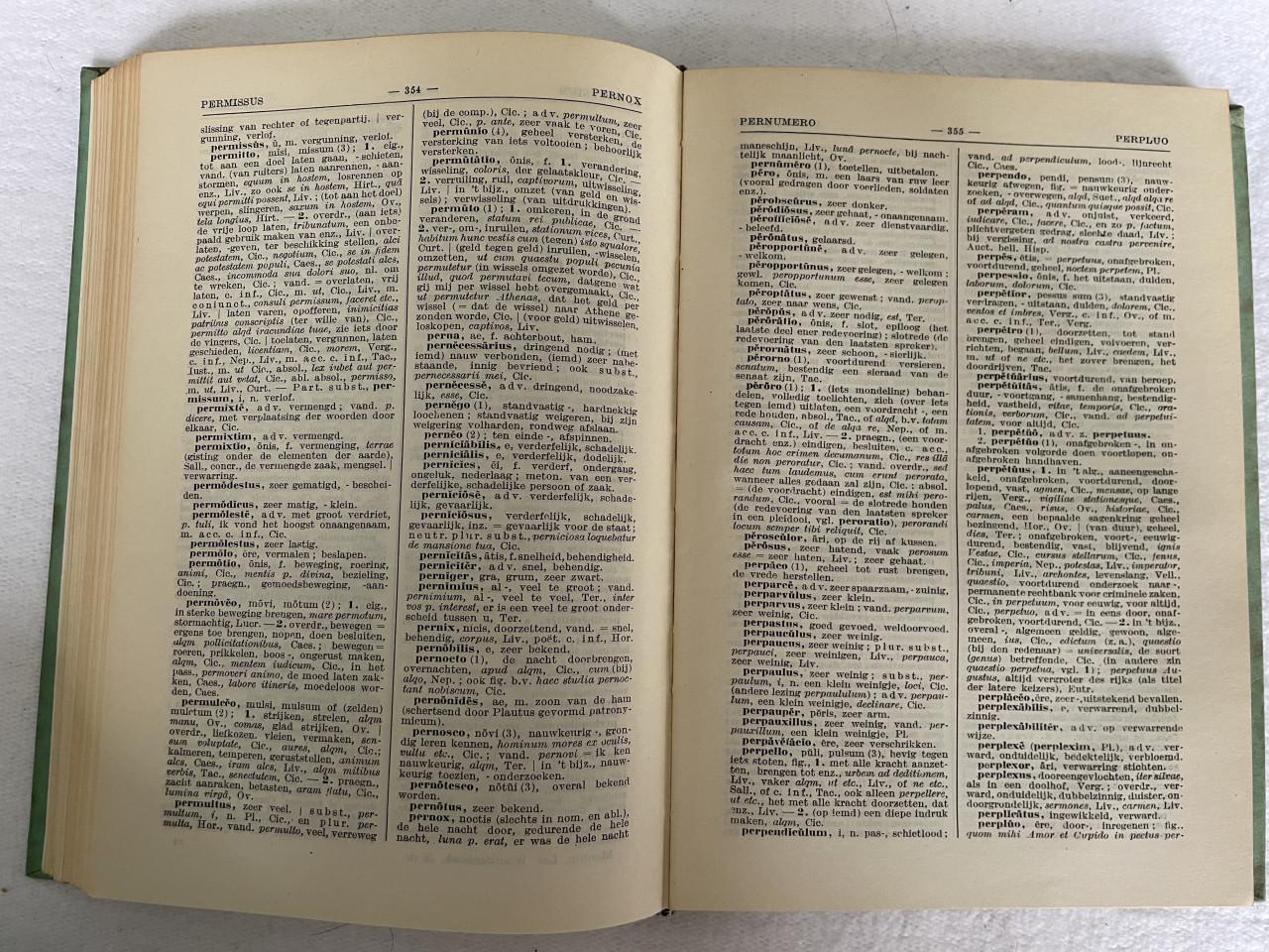 Latijns Nederlands woordenboek