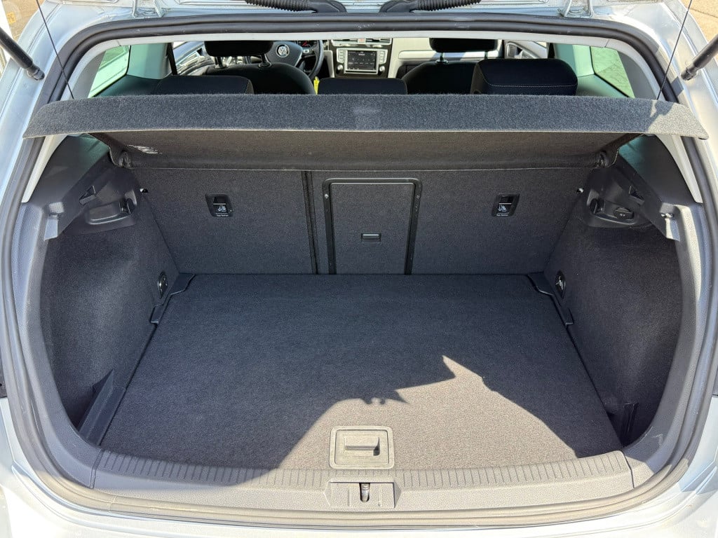 Volkswagen Golf 1.4 tsi act connected series