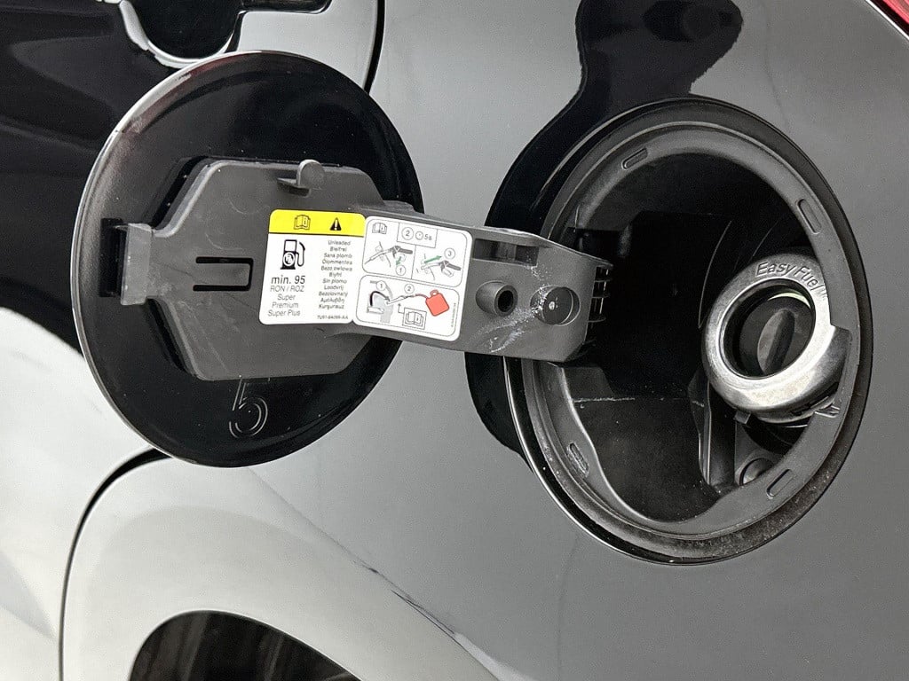 Ford KA ka+ 1.2 trend ultimate | parkeer sensoren | bluetooth | cruise cont