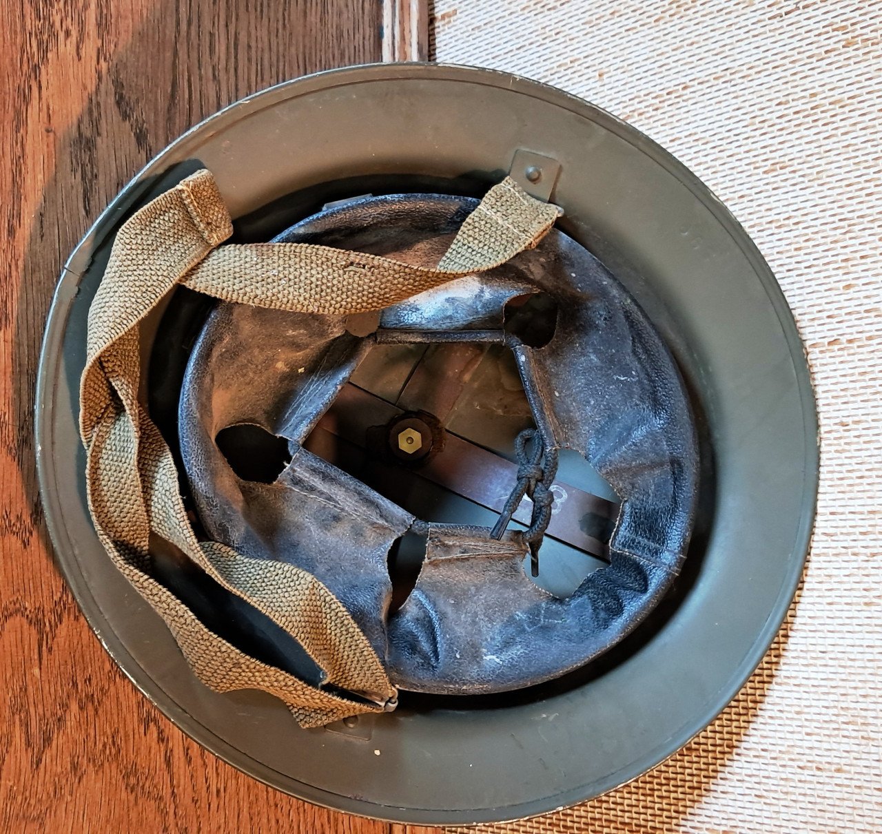 Militair Engelse legerhelm 1