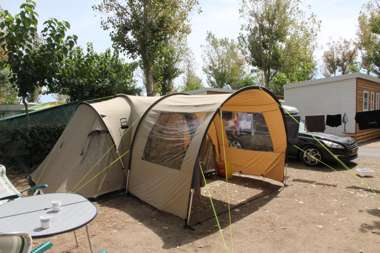 Tent 4 persoons, bijna niet gebruikt