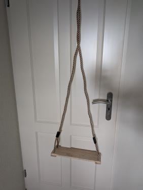 Houten schommel (in goede staat )