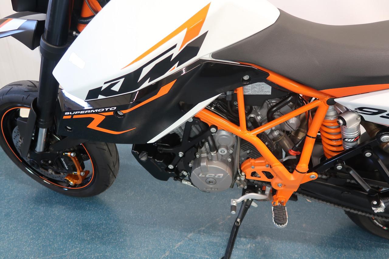 KTM 990 Supermoto R 2012 in nieuwstaat
