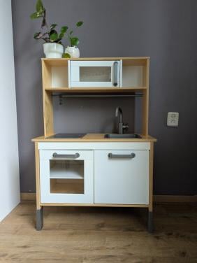 Ikea Duktig Speelkeuken met Houten en Kunststof Accessoires
