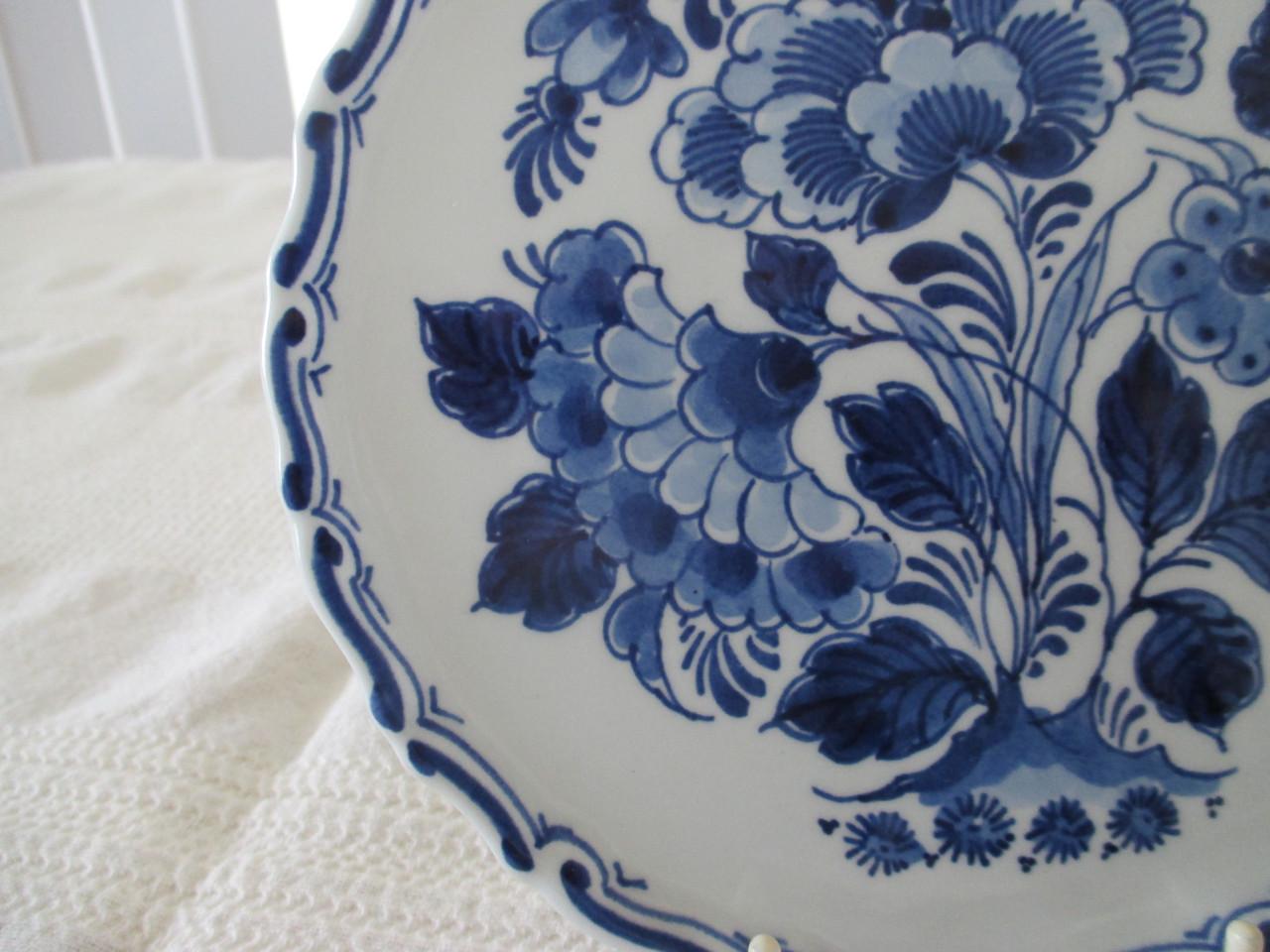 3 zeer Mooie bij elkaar passende Delftsblauwe bordjes ( Porcelyne fles )