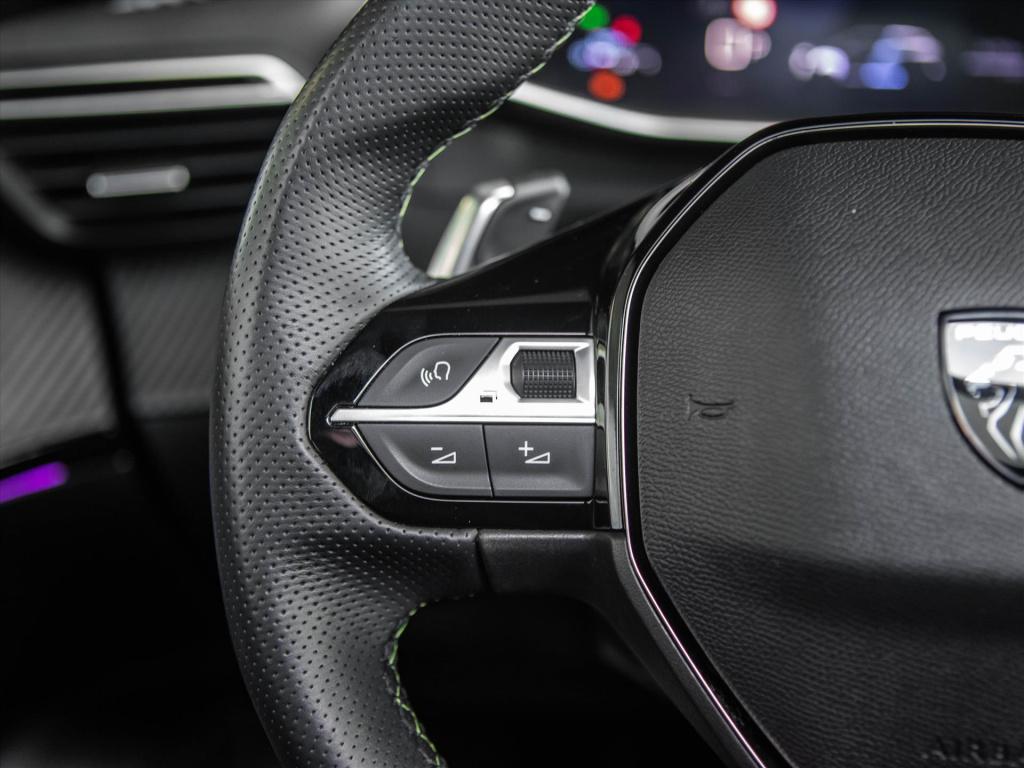 Peugeot 2008 1.2 hybrid 136pk e-dcs6 gt | panoramadak | camera | navigatie 