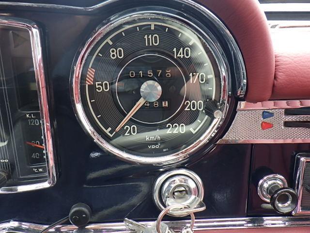 Mercedes-Benz Sl 230sl pagode