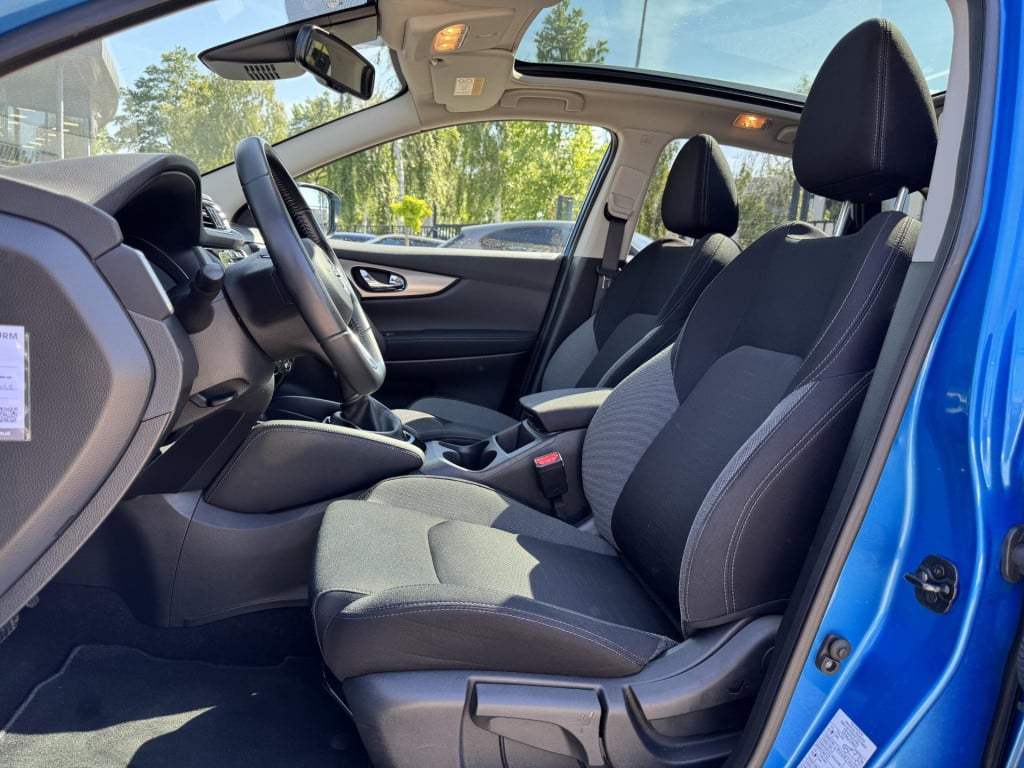 Nissan Qashqai 1.2 n-connecta design pack | panoramadak | navigatie | 360° 