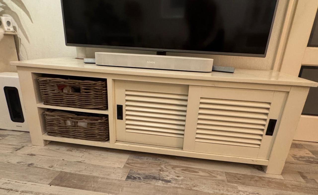 Tv kast Te koop