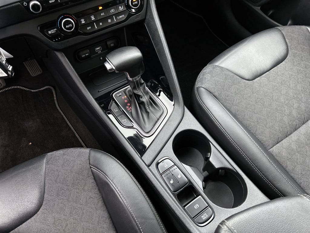 Kia Niro 1.6 gdi hybrid dynamicline stoel/stuurwielverwarming | navigatie |