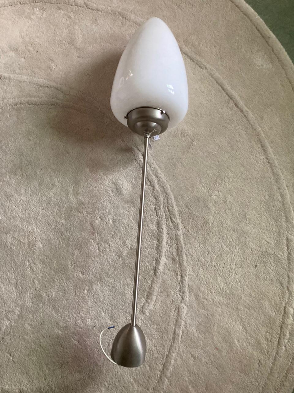 Opalen kegelvormige Gispen lamp met pendel