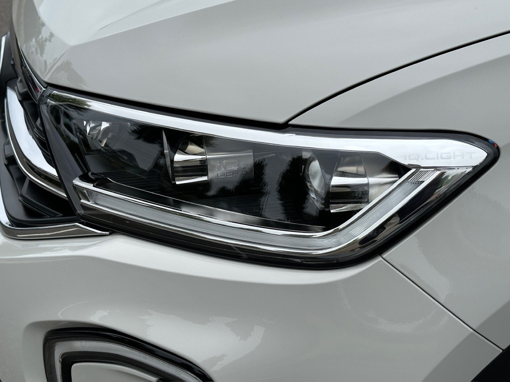Volkswagen T-roc 1.5 tsi 150pk dsg style carplay | camera | keyless | elek.