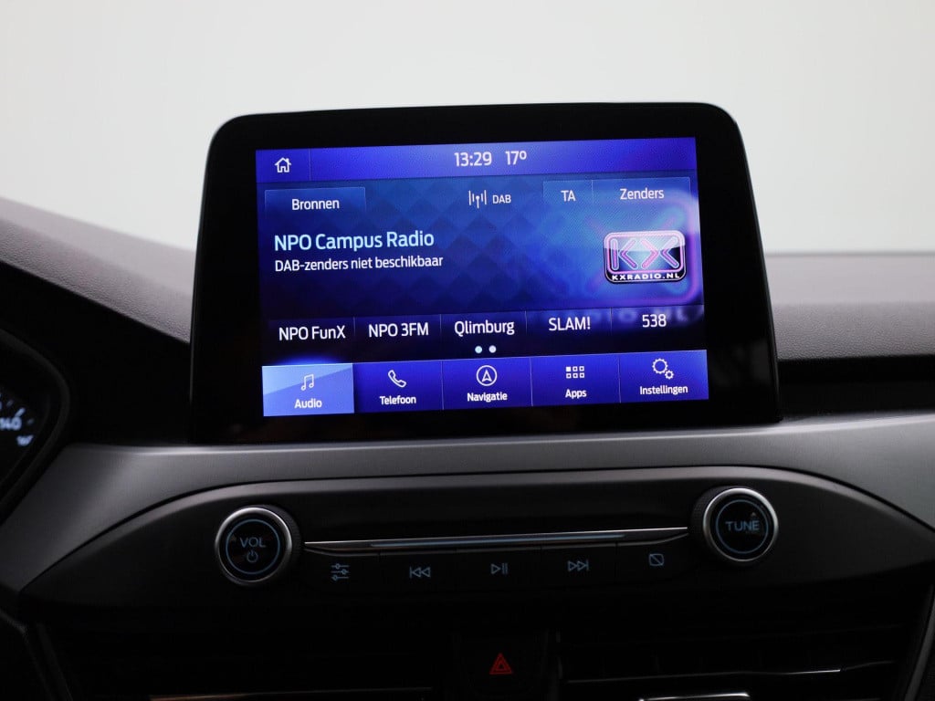 Ford Focus 1.0 ecoboost hybrid connected | parkeer sensoren | navigatie | c