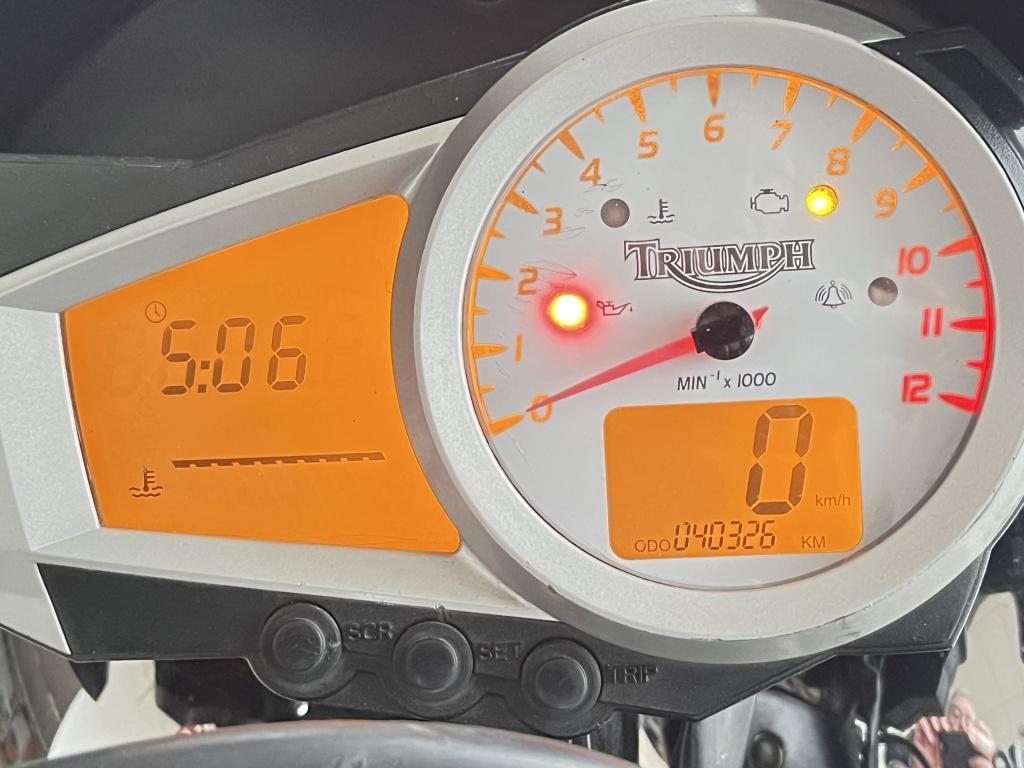 Triumph Speed Triple sport