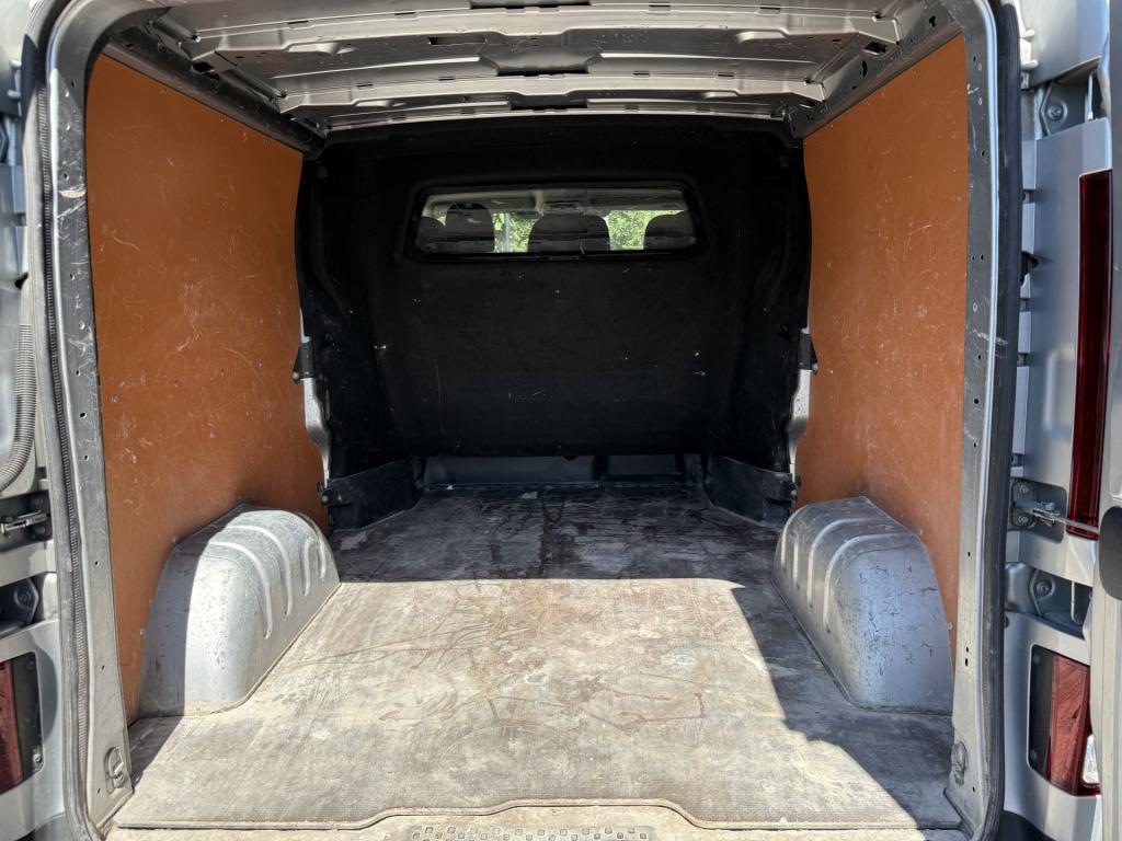 Renault Trafic 2.0 dci 130 t29 l2h1 dc 6 pers. work edition | navi | carpla