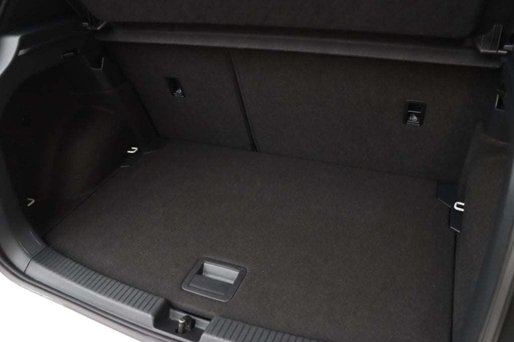 Volkswagen T-cross 1.0 tsi r-line 115pk dsg7