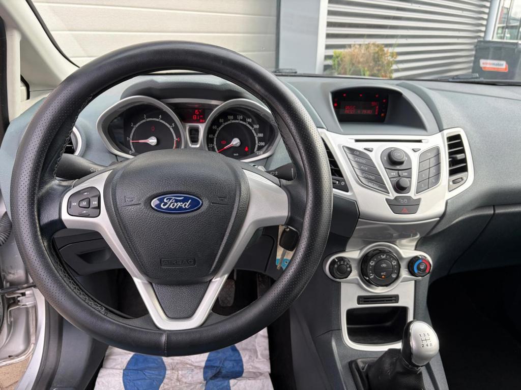 Ford Fiesta 1.25 titanium/155.000 nap/airco/lichtmetaal/pdc/