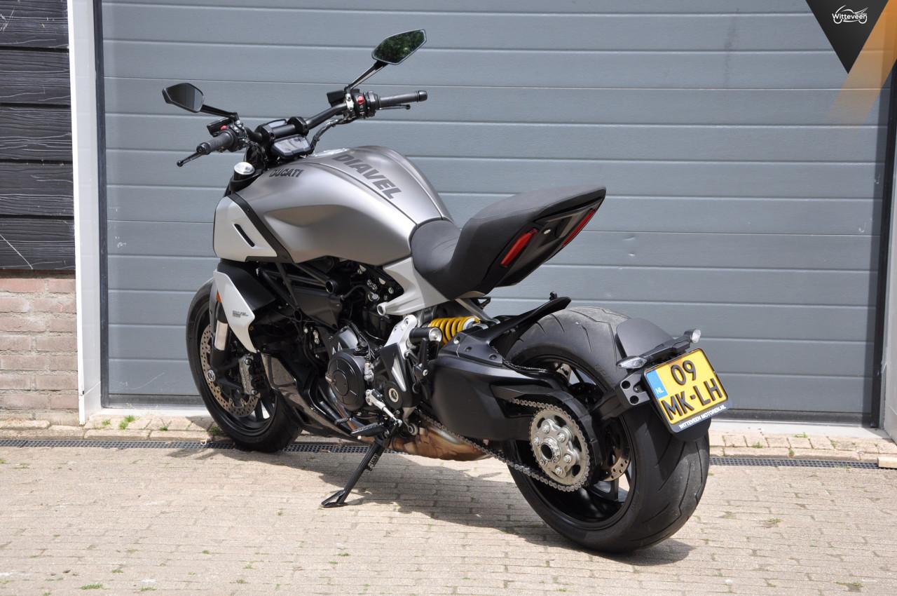 Ducati Diavel 1260 8250 km, Nederlandse motor
