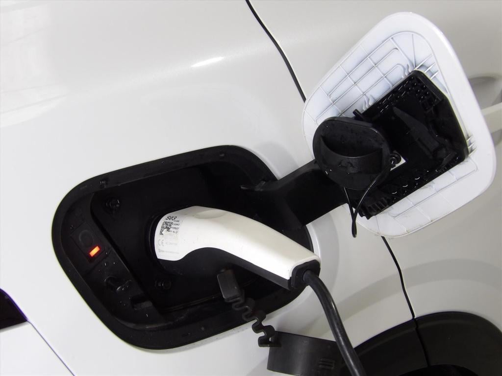 Kia Sportage 1.6 t-gdi 265pk plug-in hybrid at6 4wd dynamicplusline