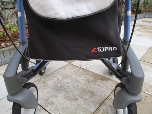 Zgan Topro Troja 5G rollator met zitje tas rugsteun dienblad en stokhouder