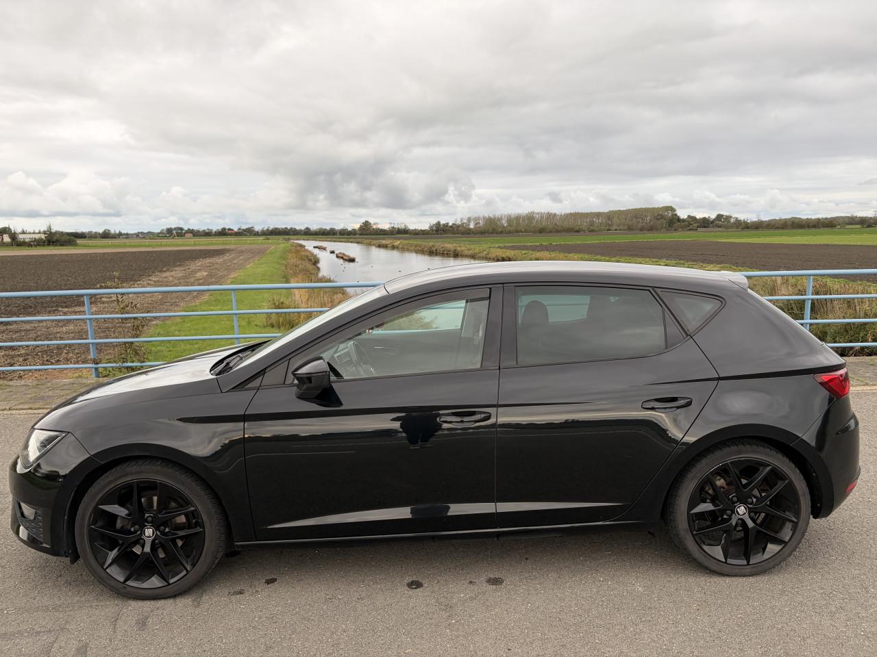 Seat Leon 1.4 Tsi FR 103 KW 2013 Zwart