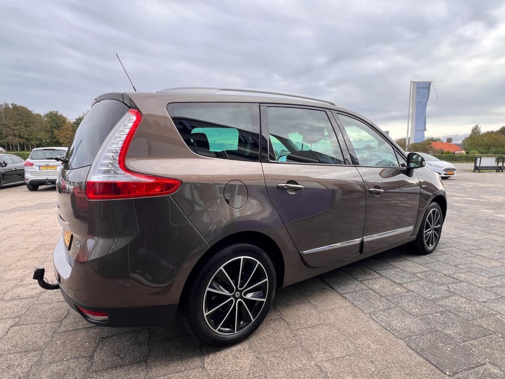 Renault Grand Scenic 1.2 tce bose 7pers. navi, camera, trekhaak enz..