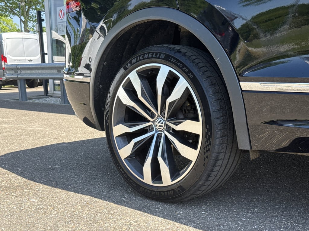 Volkswagen Tiguan Allspace 2.0 tsi 4motion highline business r 7p. | btw au