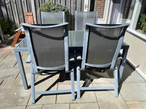 Tuinset met 4 stoelen