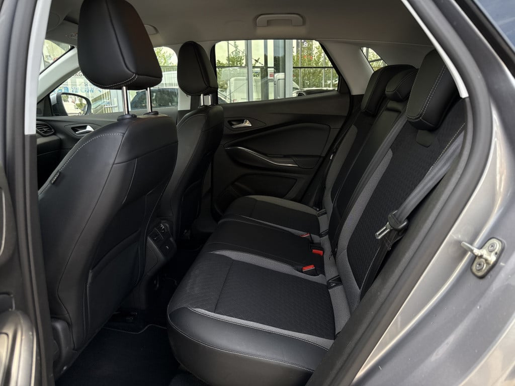 Opel Grandland X 1.2 turbo innovation | dealer oh | trekhaak | keyless | pd