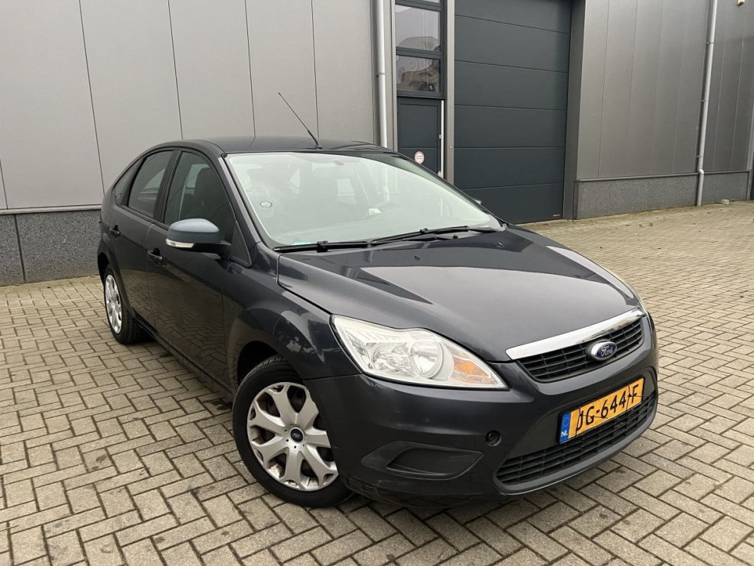 Ford Focus 2.0 Titanium/ AUTOMAAT / AIRCO / VOL JAAR APK \