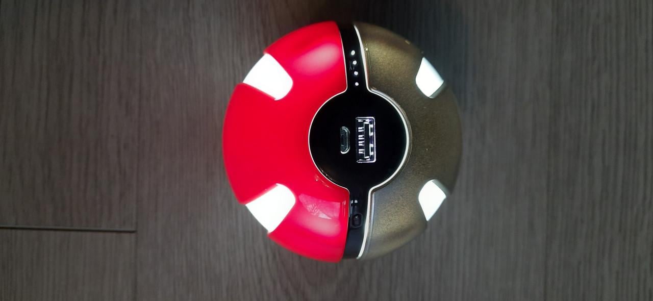 Pokomon bal powerbank 10.000 MAH nieuw koopje