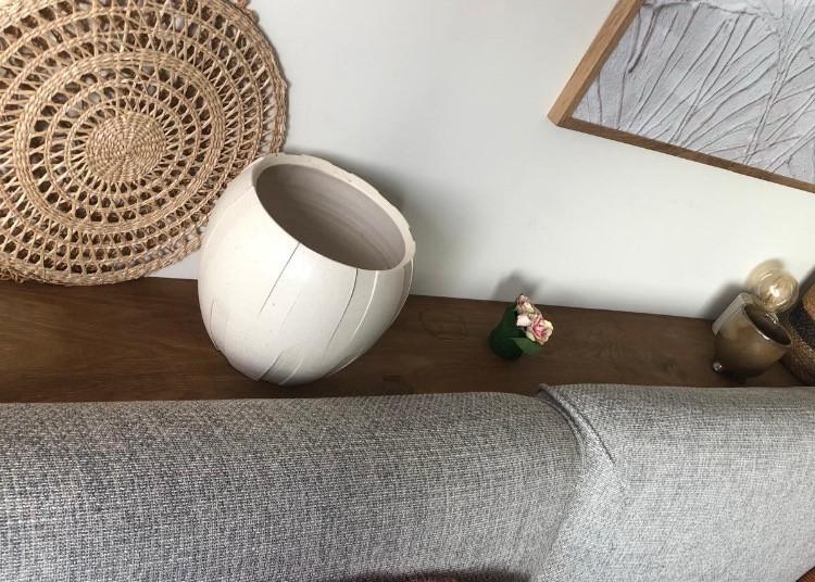 Zeer moiie hardhouten wandplank met steunen