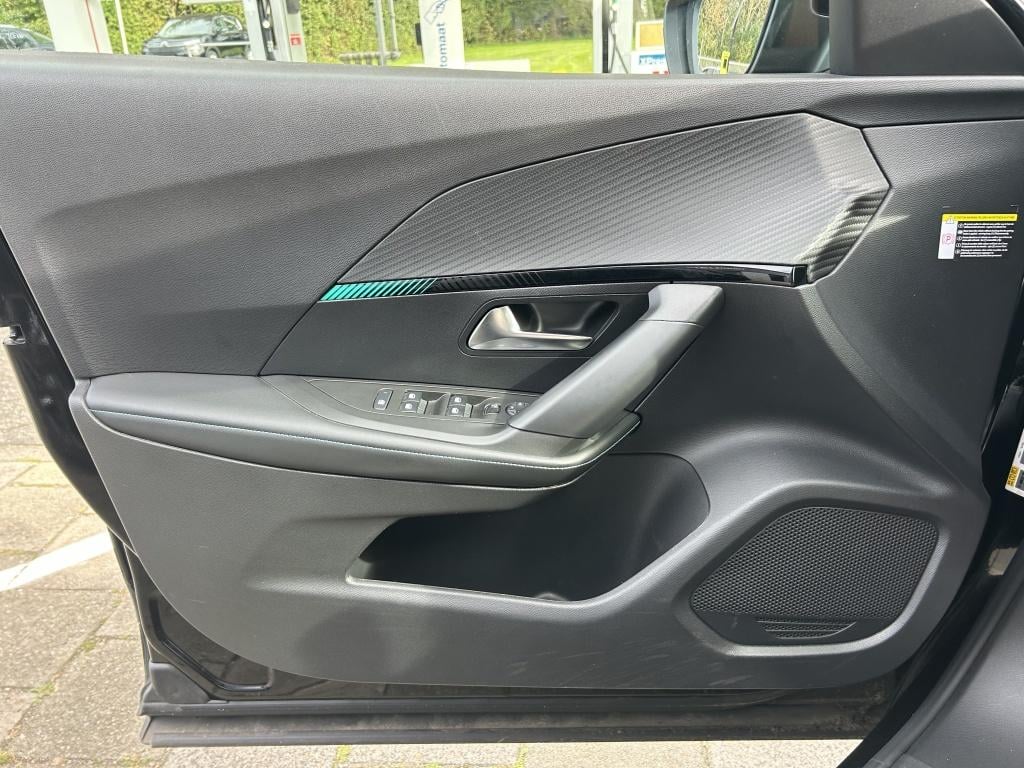 Peugeot 2008 1.2 130pk allure eat8 automaat apple carplay & android auto | 