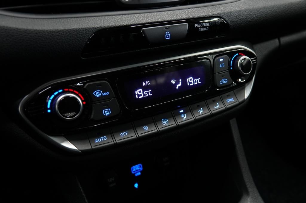 Hyundai I 30 1.0 t-gdi mhev | carplay | camera | cruise |