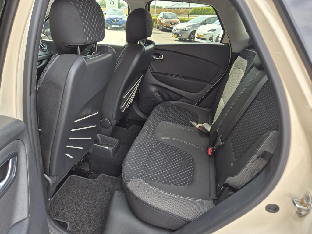 Renault Captur tce 90 intens parkeersensoren, navigatie, led verlichting, c