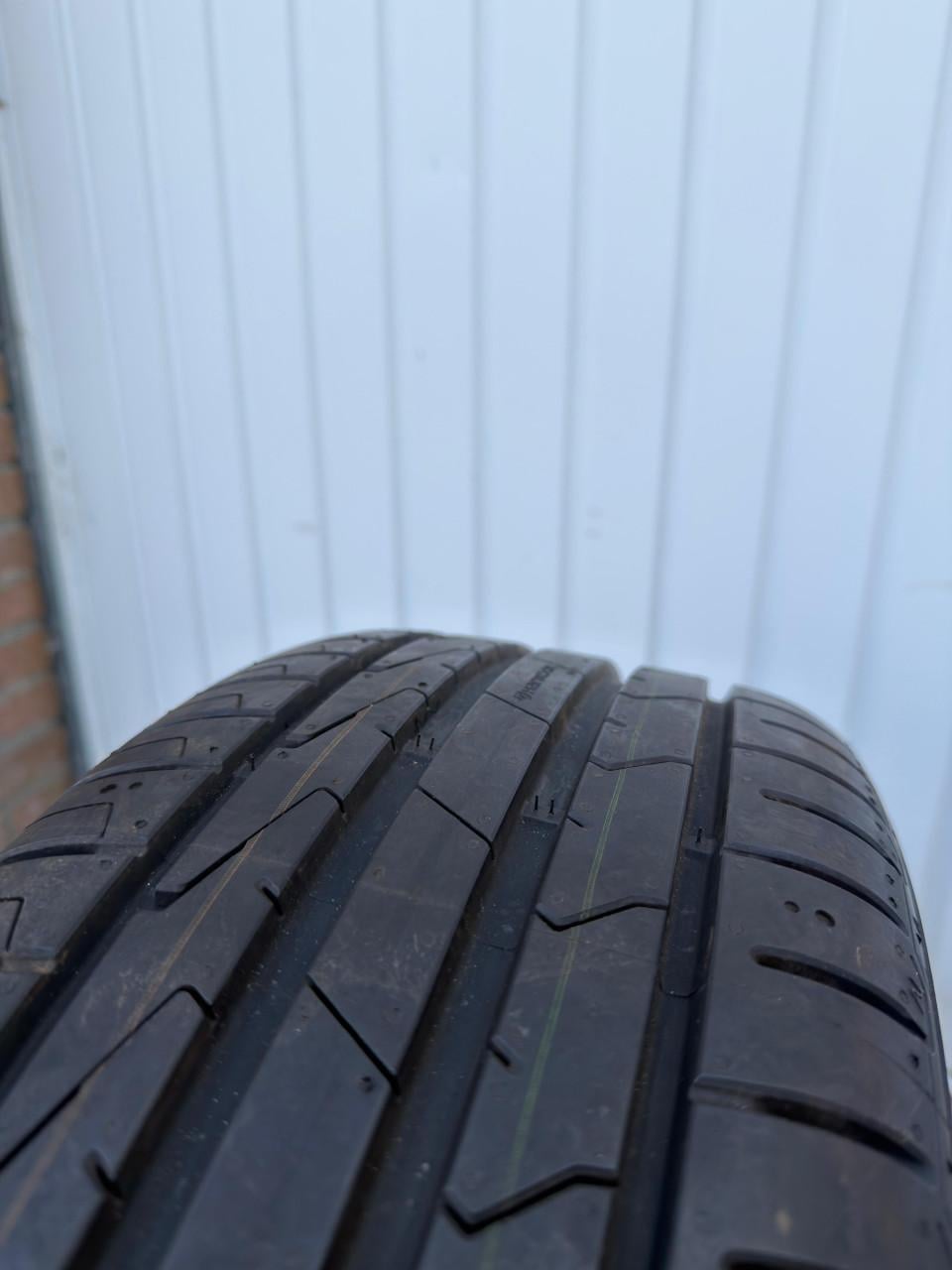 Origineel VW velgen + Hankook banden