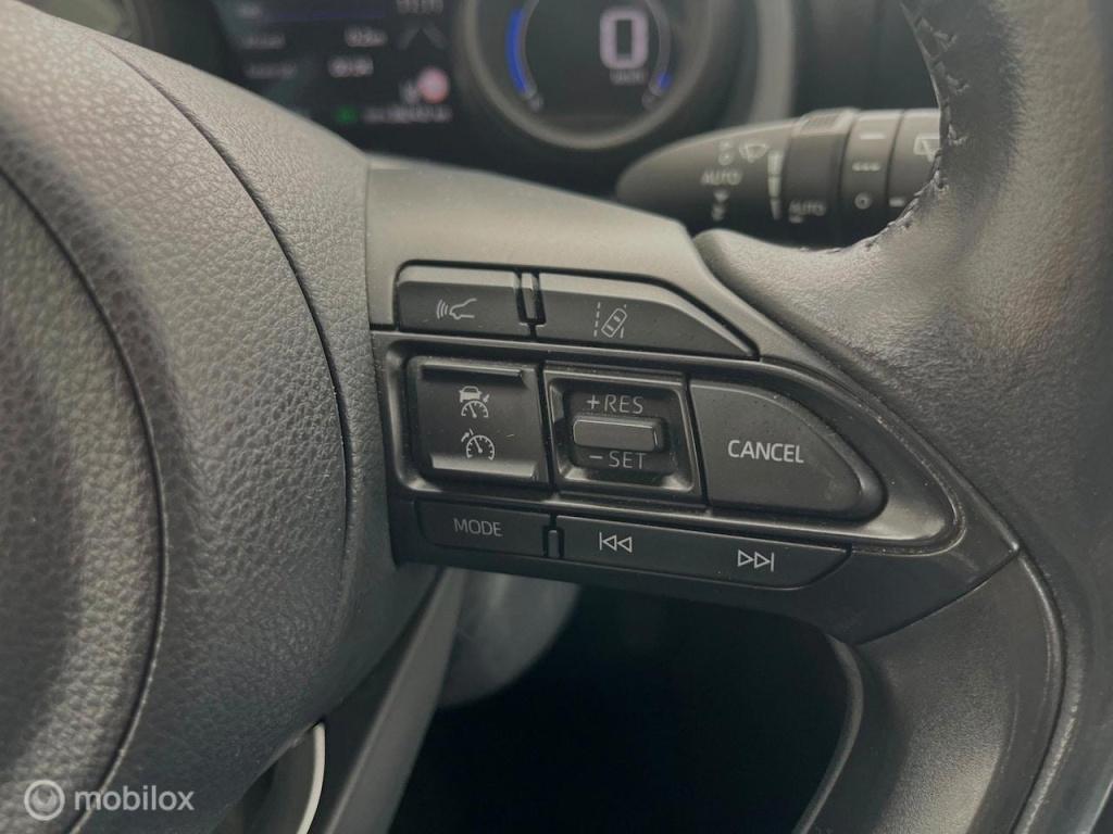 Toyota Yaris 1.5 hybrid dynamic | orig. nl | 1e eig. | btw