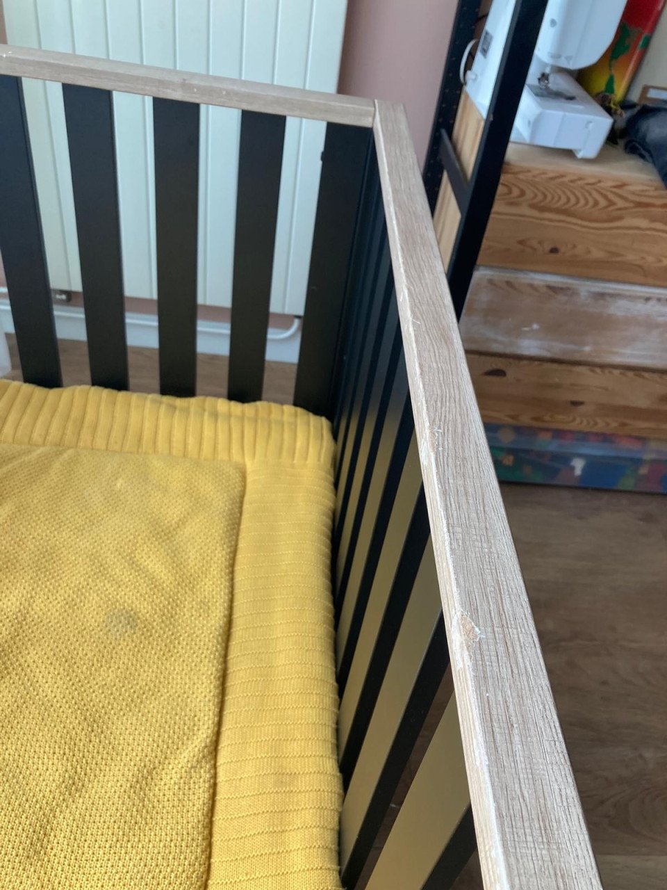 Interbaby box zwart met lade en incl matras