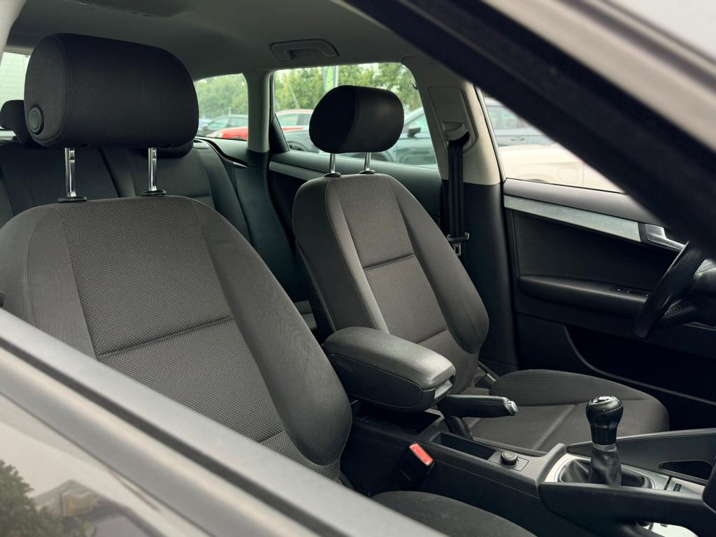 Audi A3 sportback 1.6 fsi ambiente