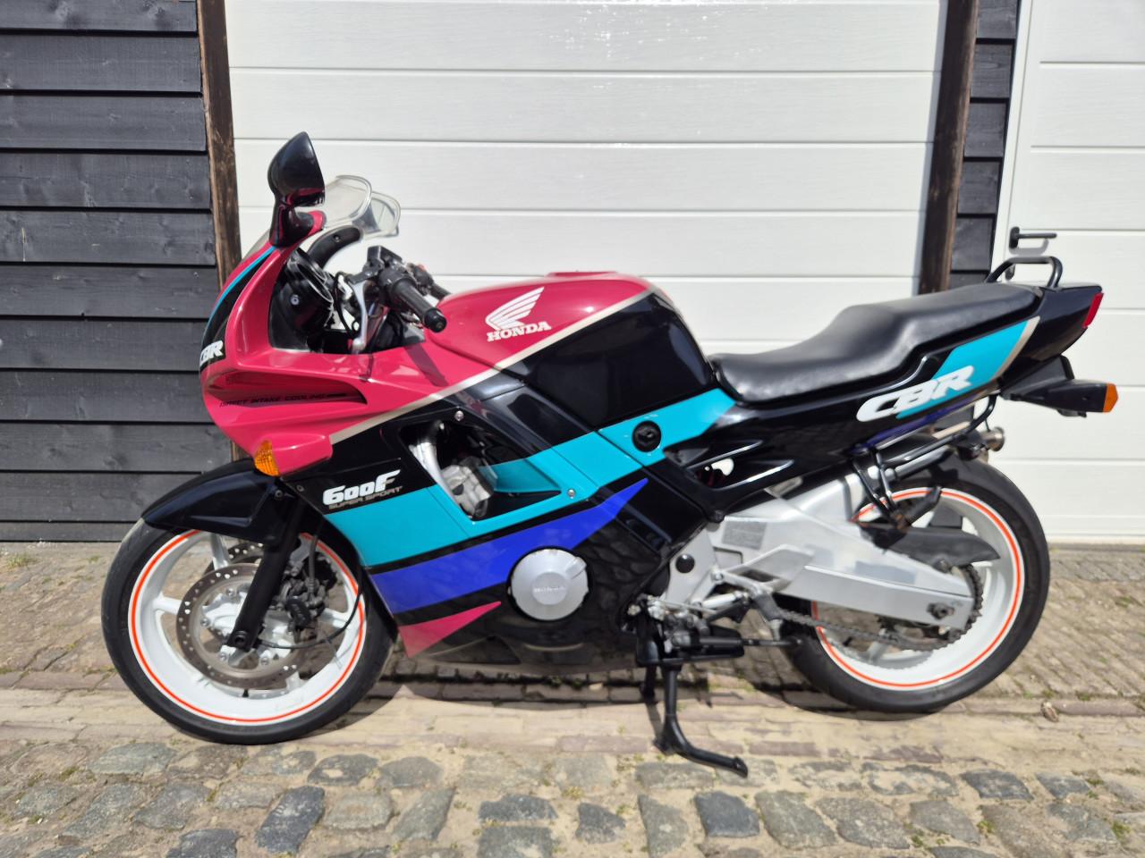 1991 Honda cbr 600 f2 (onderhoudsvrij)