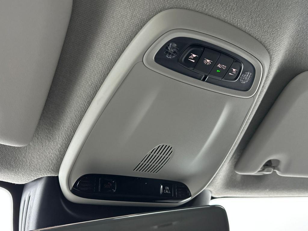 Volvo XC40 t4 211pk recharge plus dark| leder| adap.cruise| elek.stoelen| c