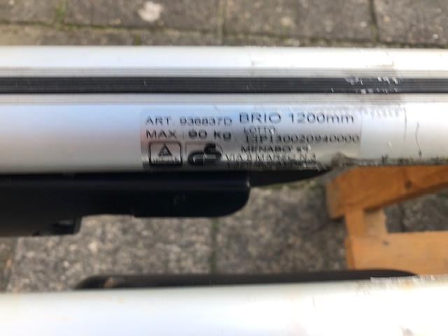 Menabo dakdragers 1200mm