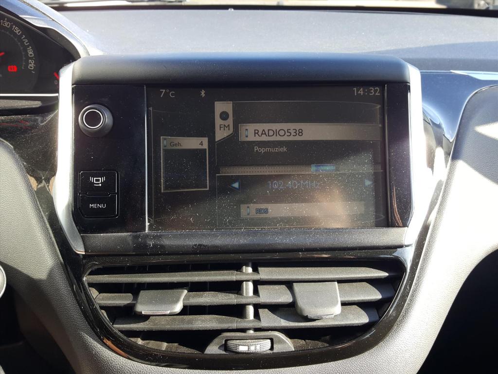 Peugeot 208 1.2 vti 82pk 5d envy navigatie | cruise & climate control | par