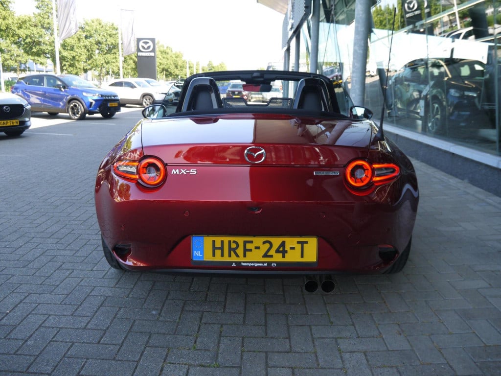 Mazda Mx-5 1.5 skyactiv-g 132 exclusive-line