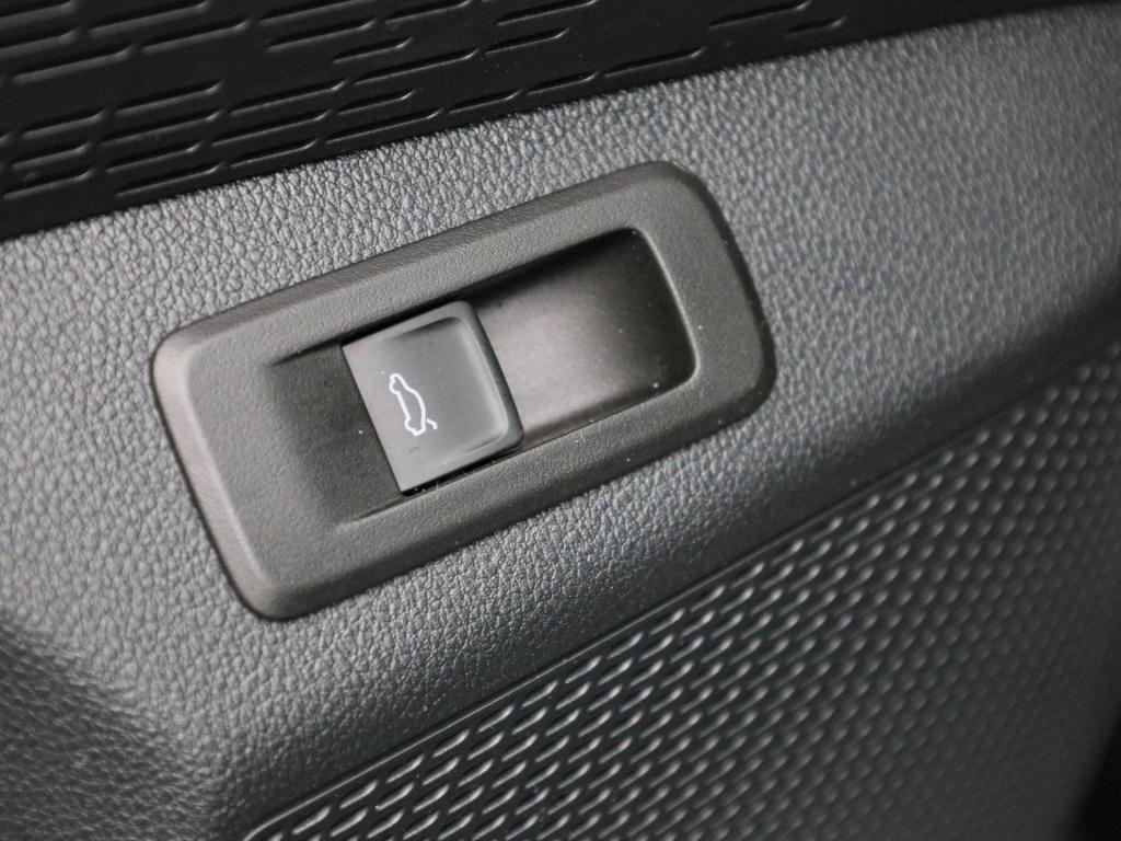Skoda Octavia 1.0 tsi business edition | apple carplay / android auto | nav