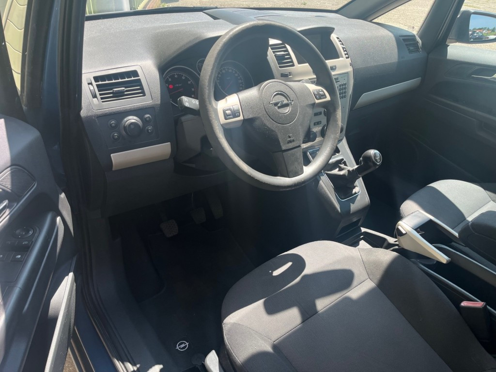 Opel Zafira 1.6 temptation 7-persoons